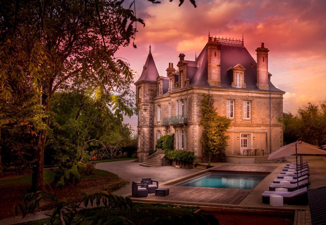 Le Chateau Des Tourelles En Vendee La Gaubretiere Exterior photo