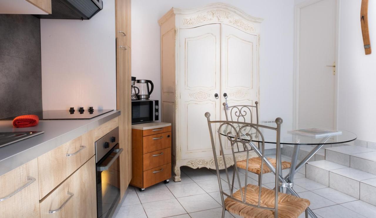 Le Chateau Des Tourelles En Vendee La Gaubretiere Exterior photo
